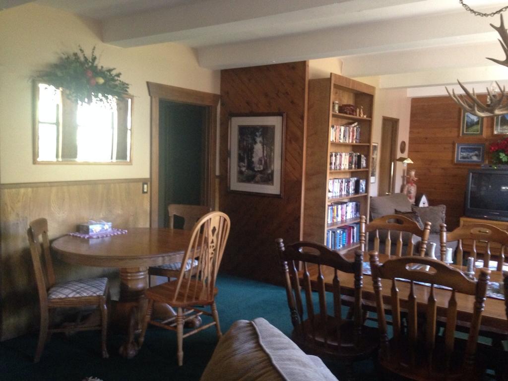Switzerland Haus Bed And Breakfast Inn Big Bear Lake Εξωτερικό φωτογραφία